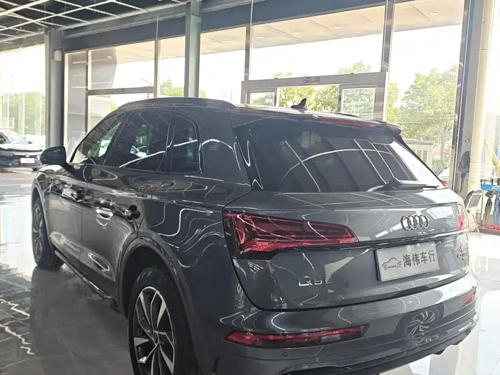 Audi Q5L 2024 40 TFSI Luxury