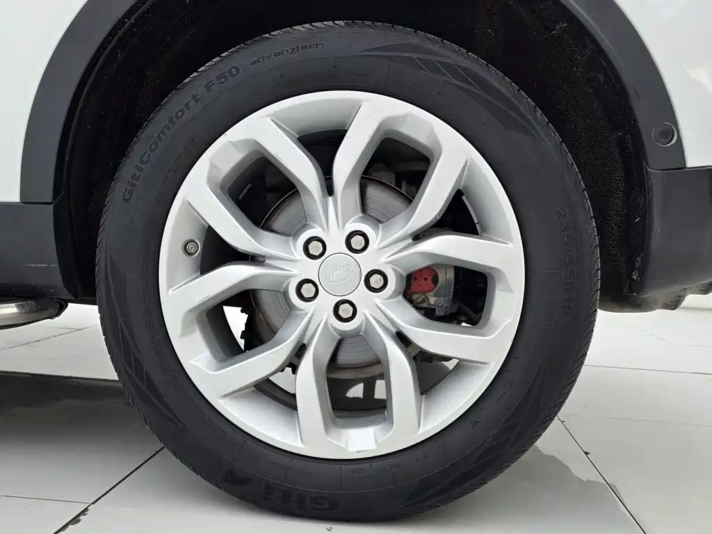 Land Rover Discovery Sport — миниатюра 20