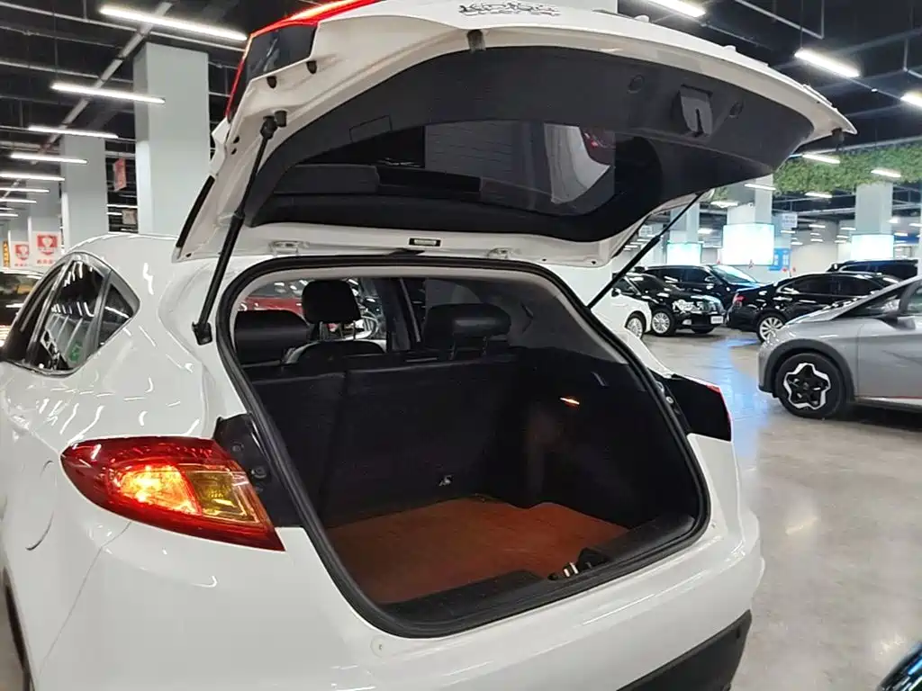 Changan Eado XT — миниатюра 19