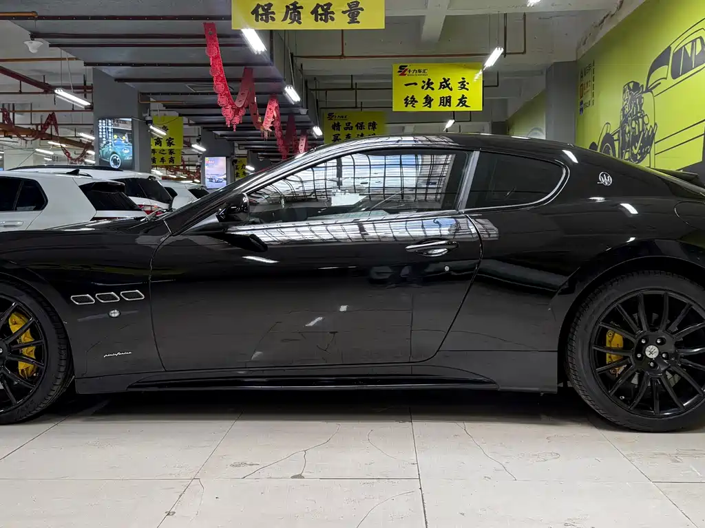Maserati GranTurismo — миниатюра 4