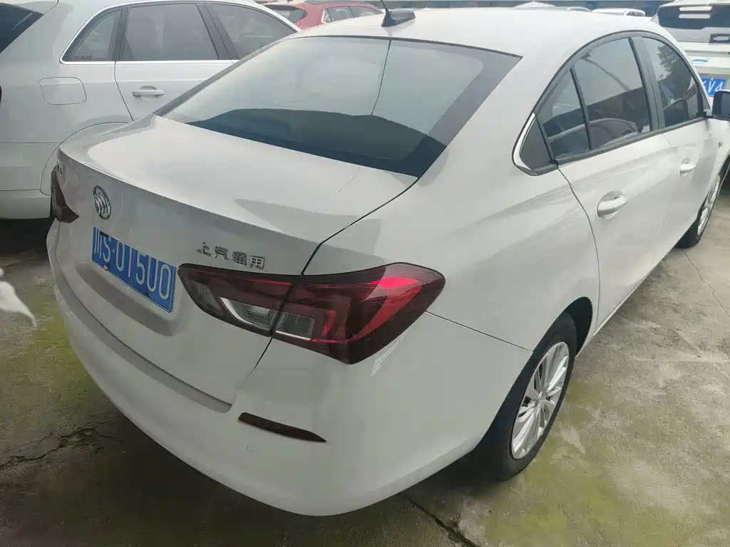 Buick Excelle — миниатюра 15