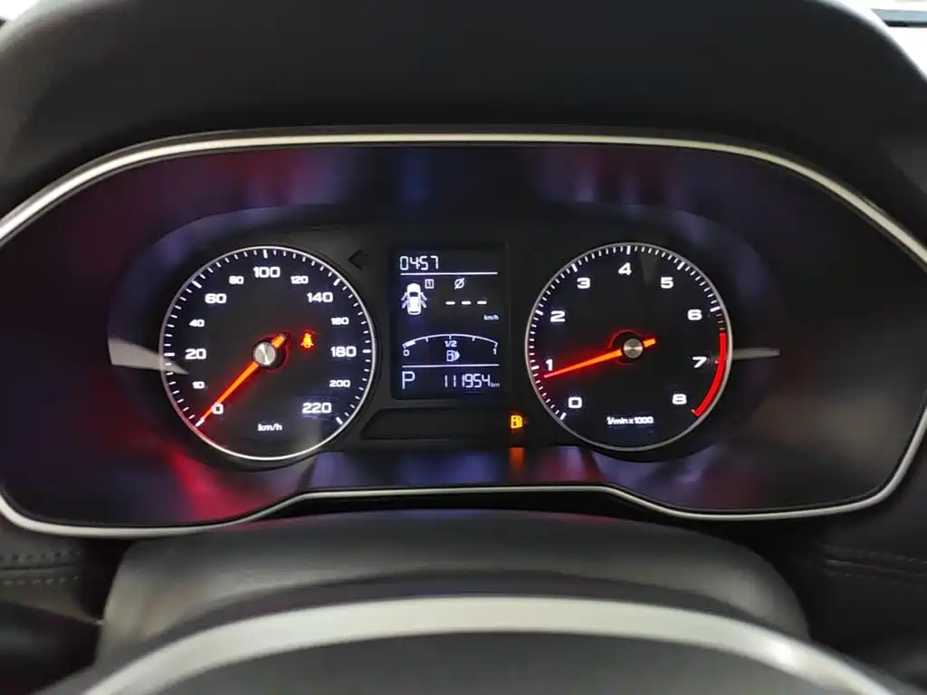 Roewe RX3 — миниатюра 12