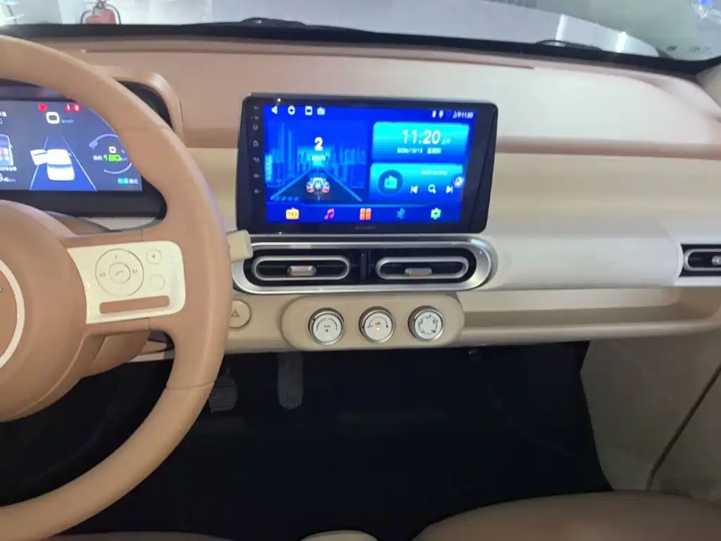 Wuling MINIEV — миниатюра 13