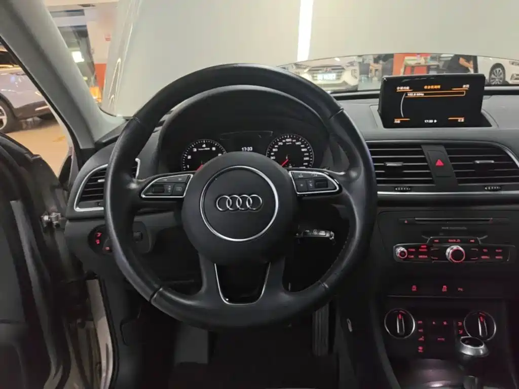 Audi Q3 — миниатюра 11