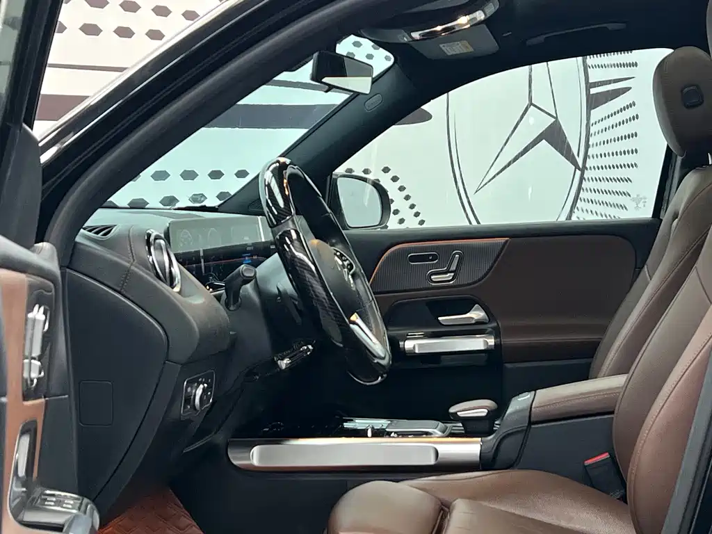 Mercedes-Benz GLB — миниатюра 7