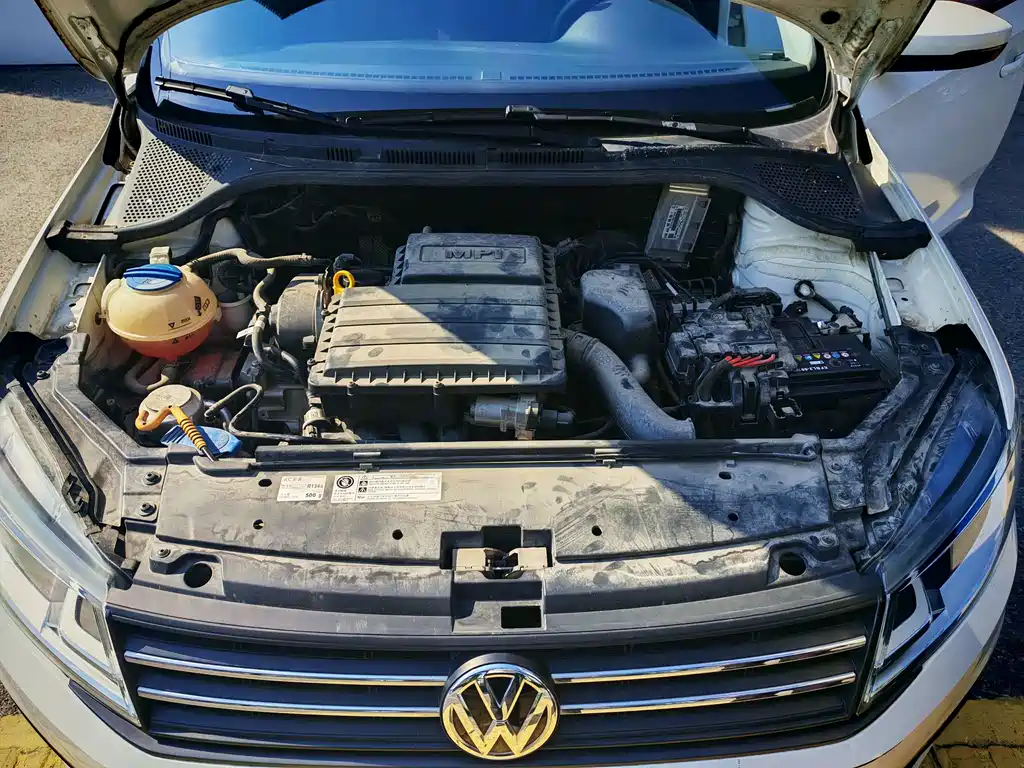 Volkswagen Santana — миниатюра 15