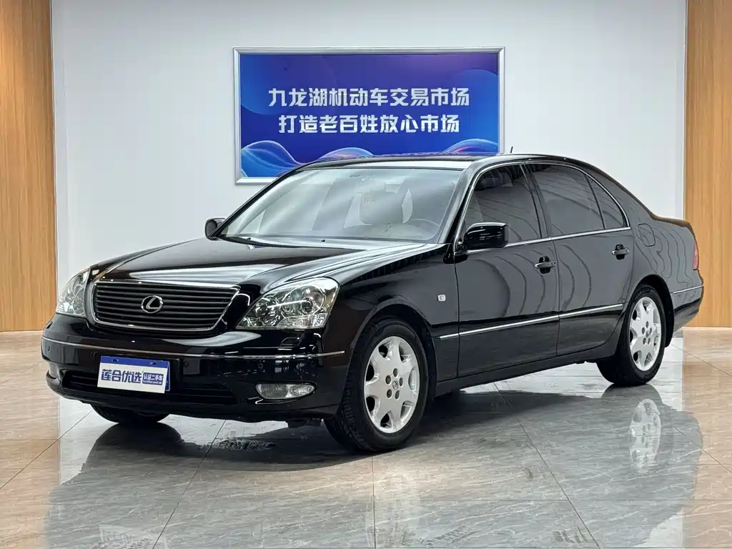 Lexus LS 2003