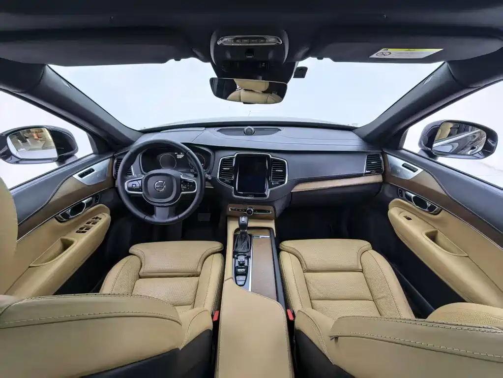 Volvo XC90 — миниатюра 15
