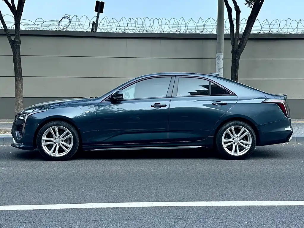 Cadillac CT4 — миниатюра 3