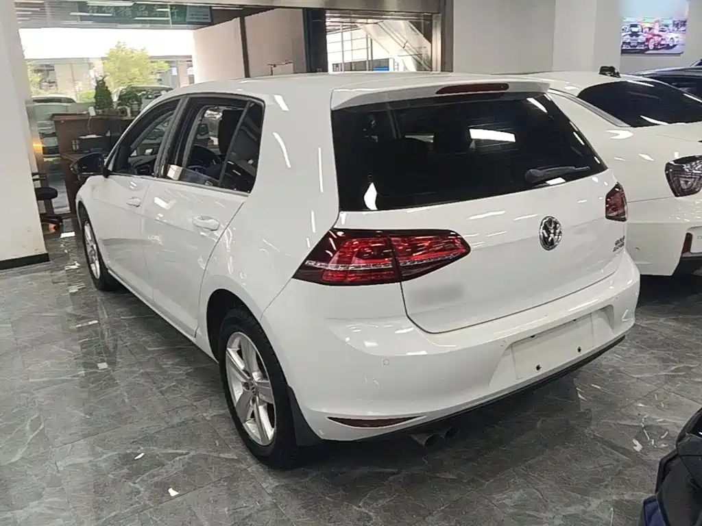 Volkswagen Golf — миниатюра 5