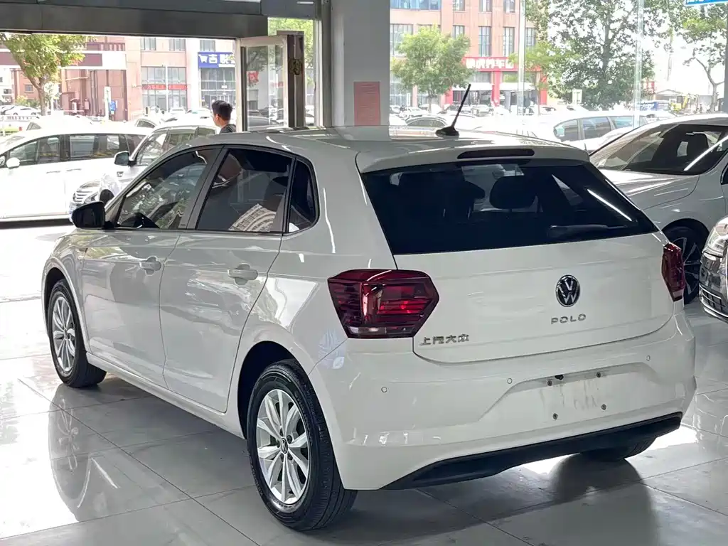 Volkswagen Polo 2021 Plus 1.5L AT