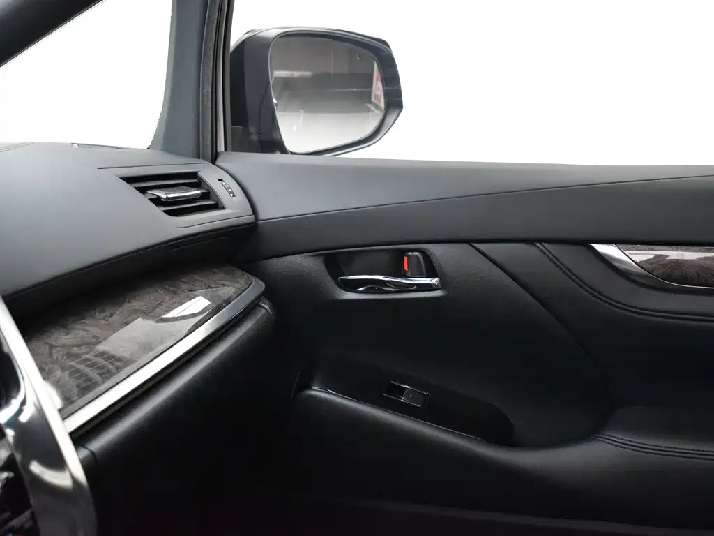 Toyota Vellfire — миниатюра 12