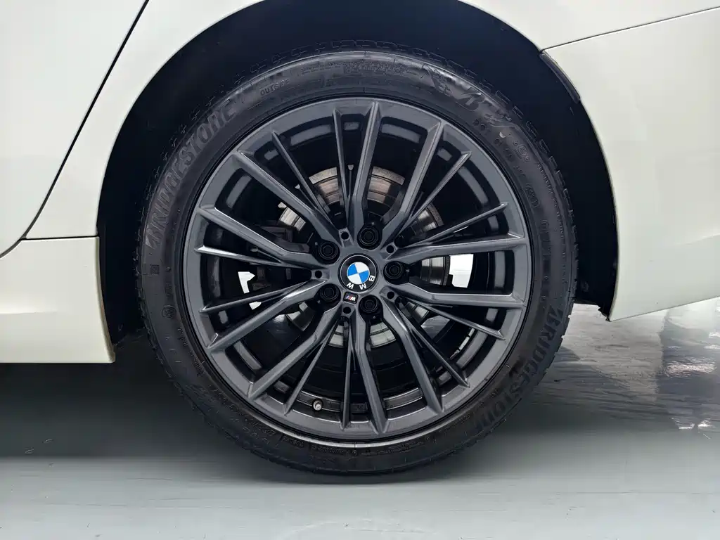 BMW 3 Series — миниатюра 11