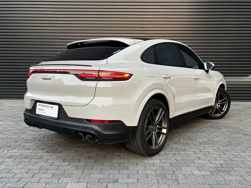 Porsche Cayenne — миниатюра 5