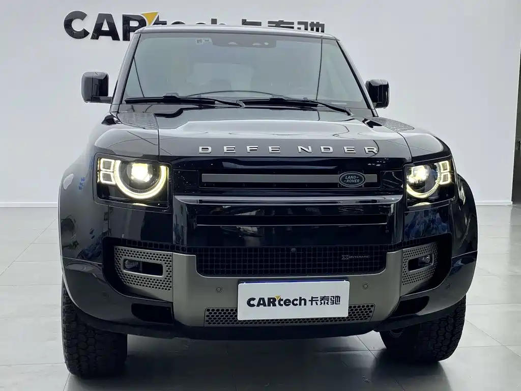 Land Rover Defender — миниатюра 8