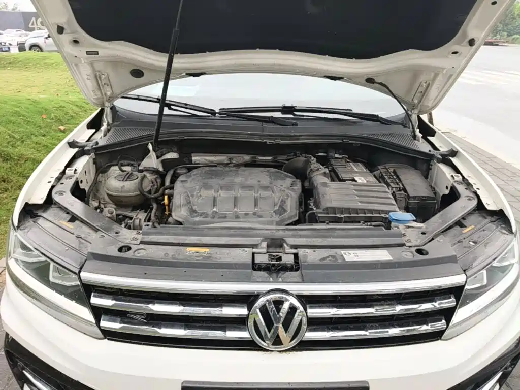 Volkswagen Tiguan L — миниатюра 20