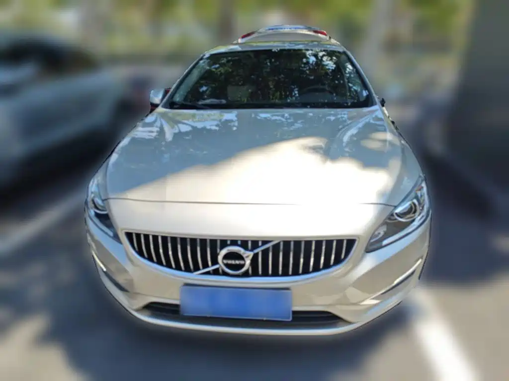 Volvo S60 — миниатюра 5