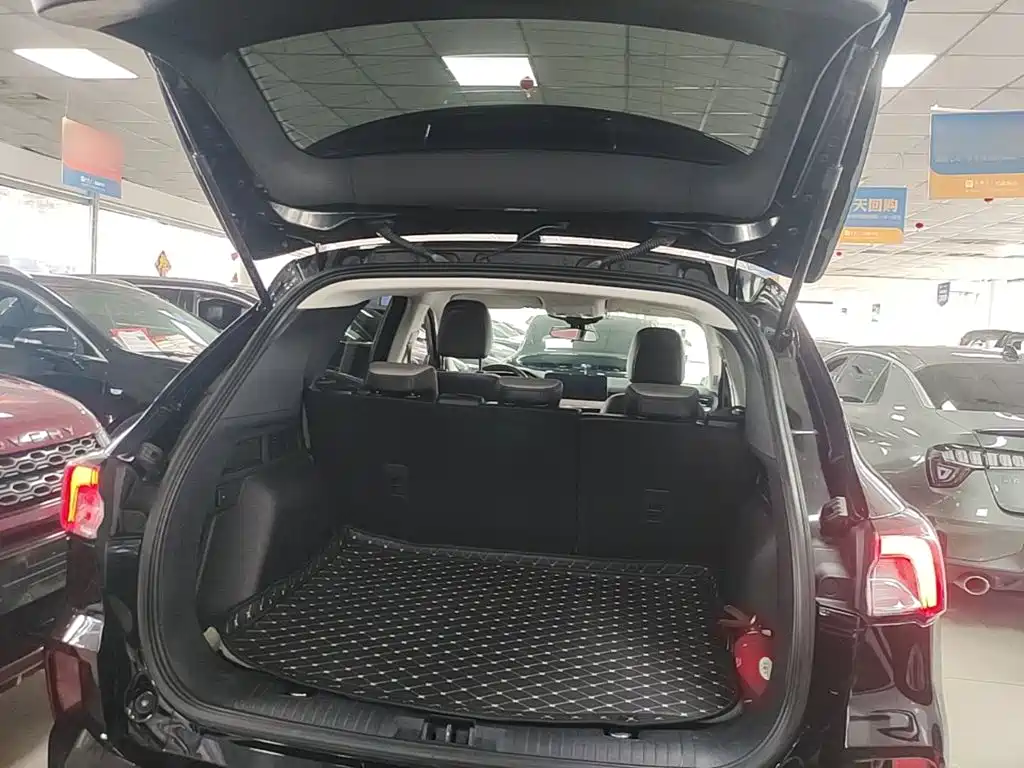 Ford Escape — миниатюра 19