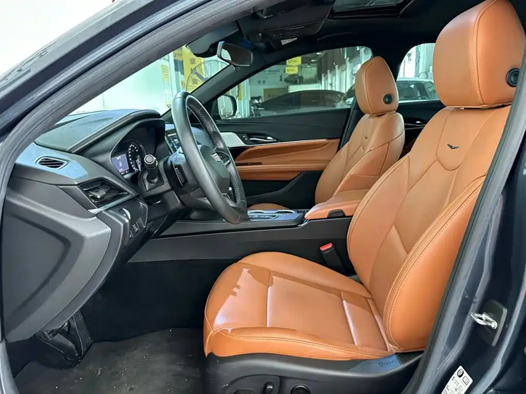Cadillac CT4 — миниатюра 11