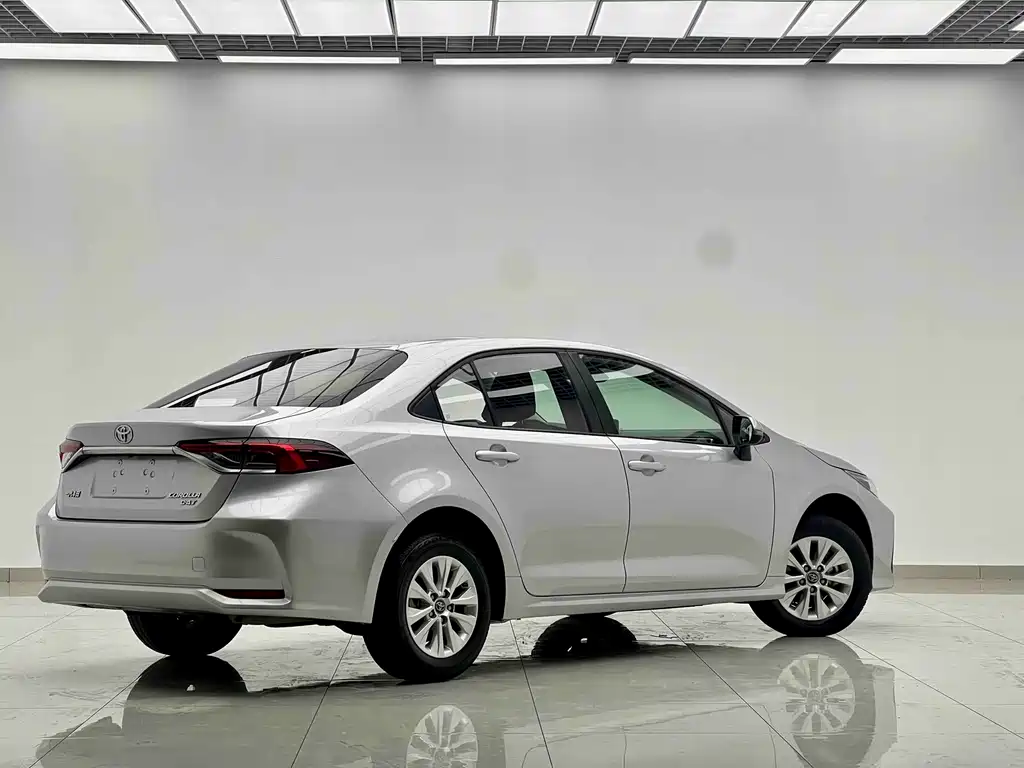 Toyota Corolla — миниатюра 3