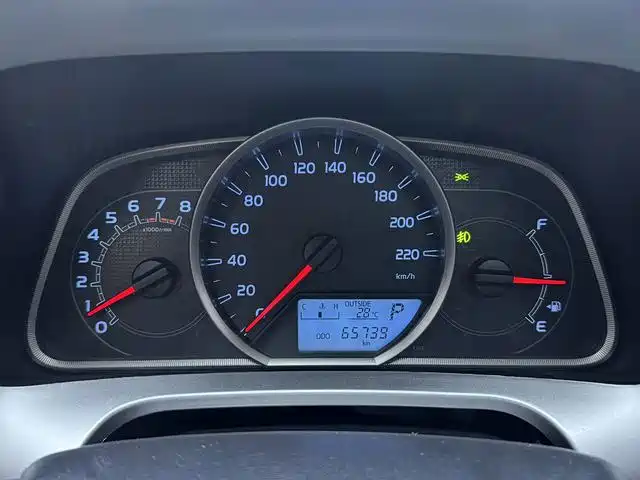 Toyota RAV4 — миниатюра 5