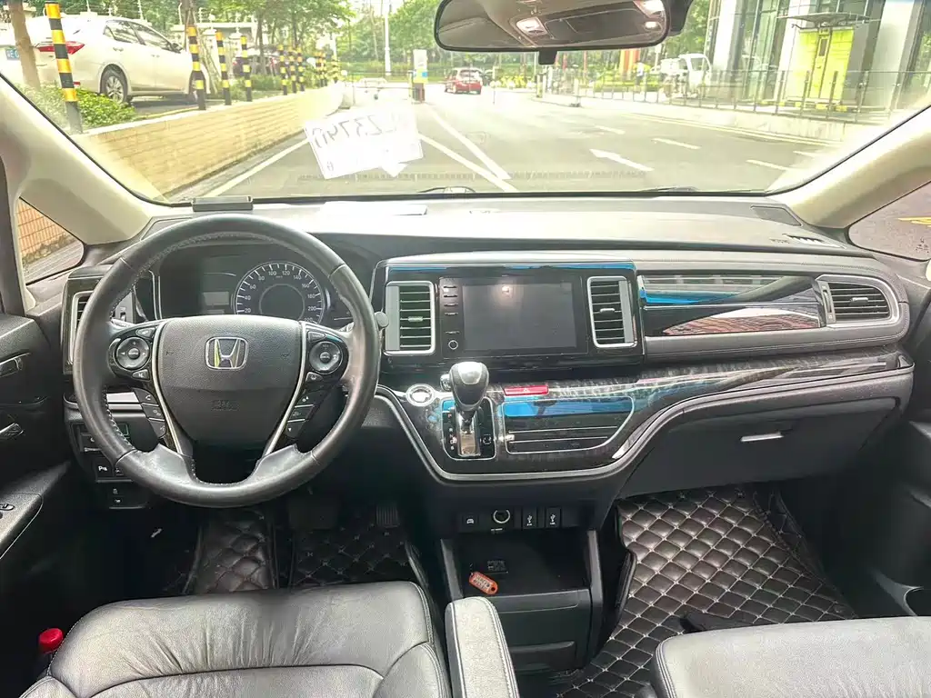 Honda Elysion 2019 2.0L Luxury