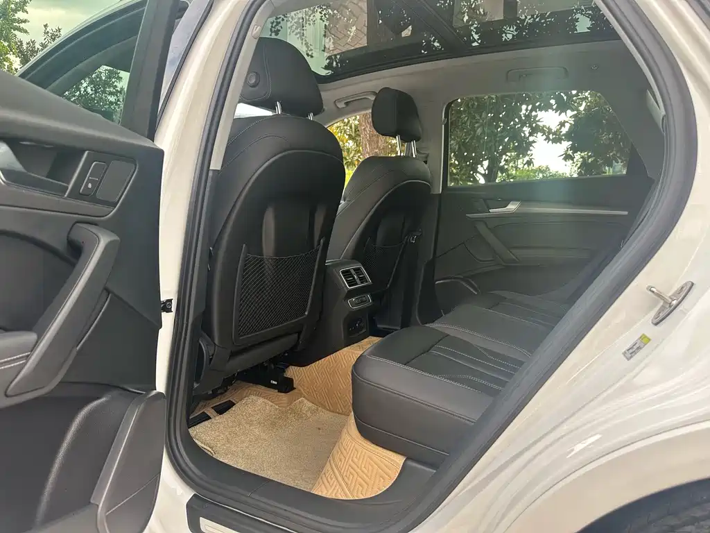 Audi Q5L — миниатюра 6