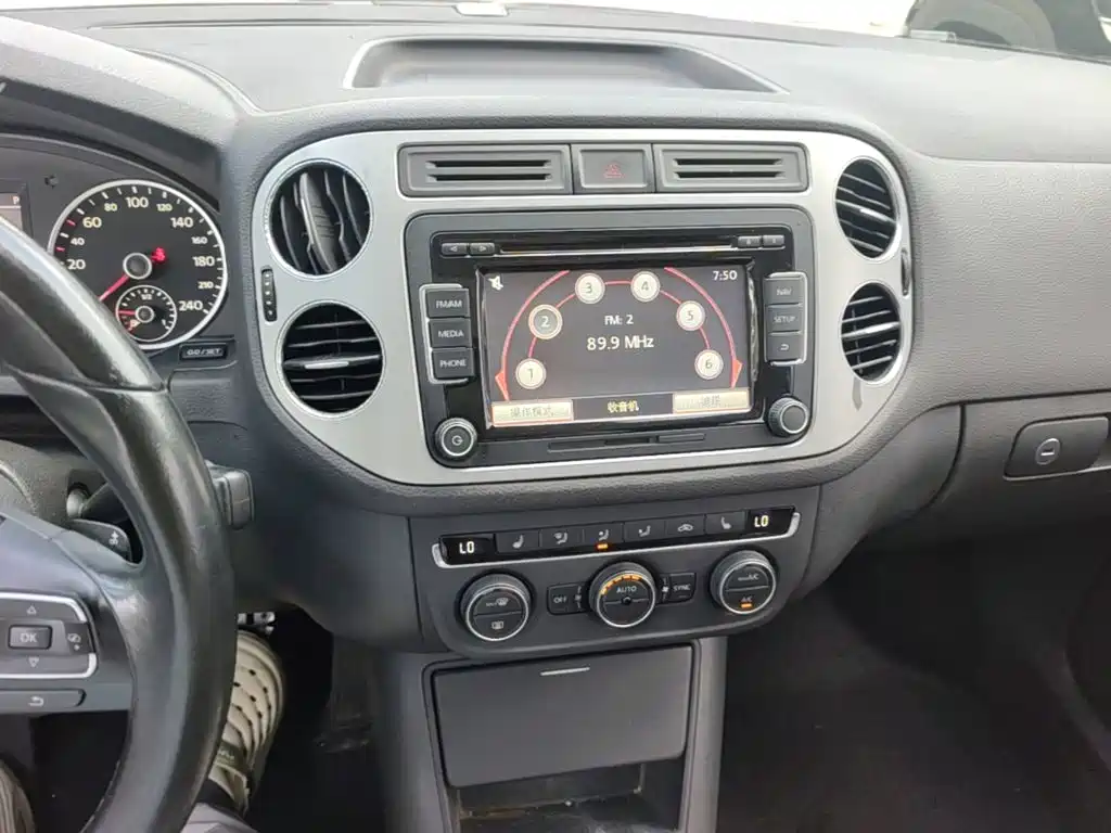 Volkswagen Tiguan — миниатюра 18