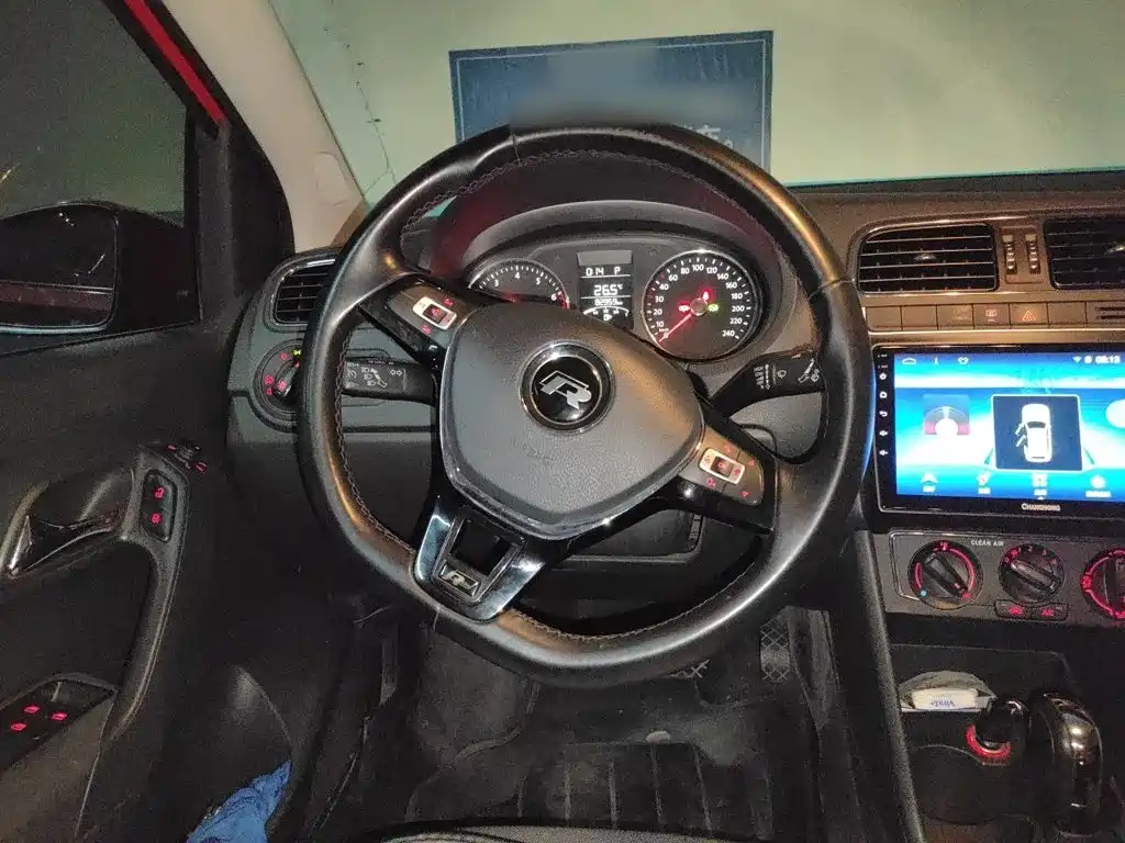 Volkswagen Polo — миниатюра 3