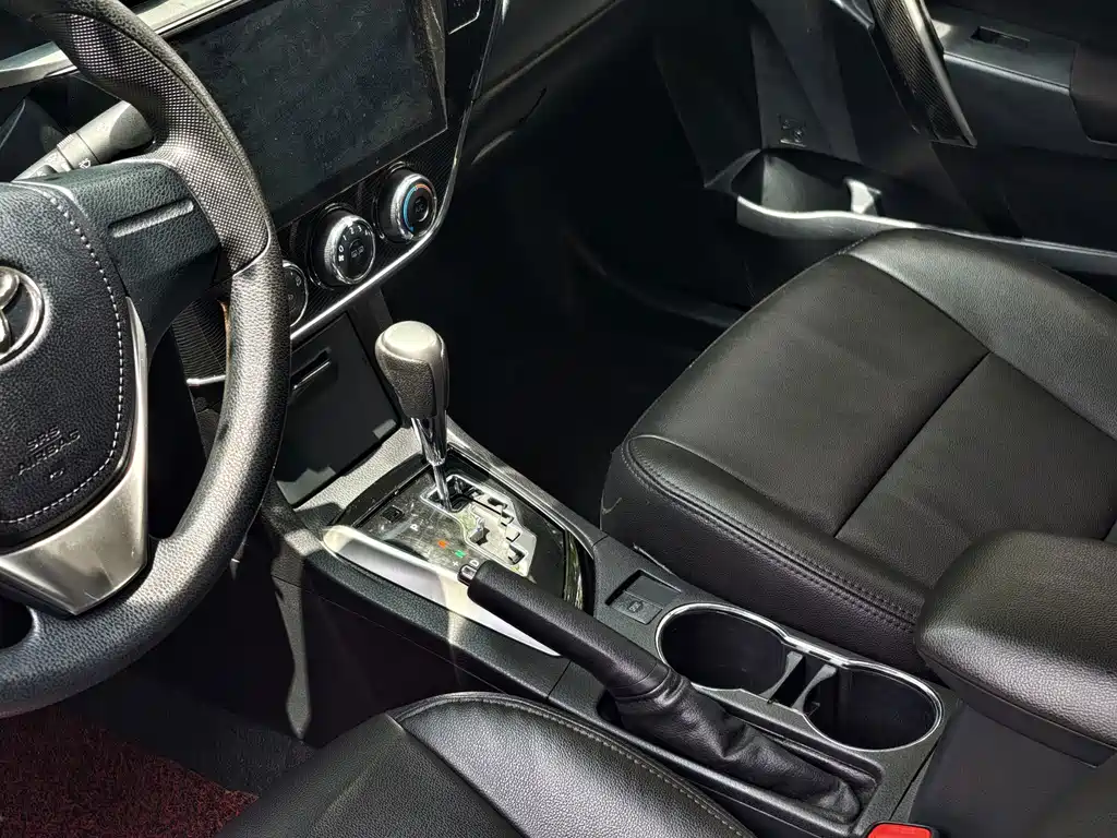 Toyota Corolla — миниатюра 7