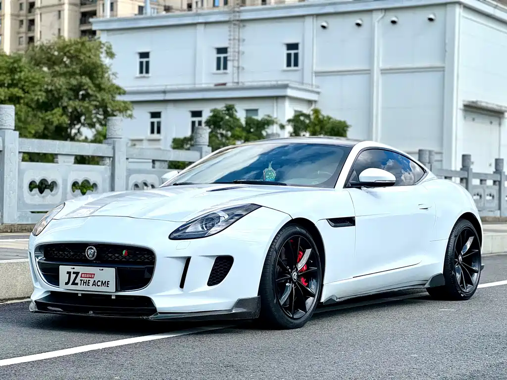 Jaguar F-TYPE