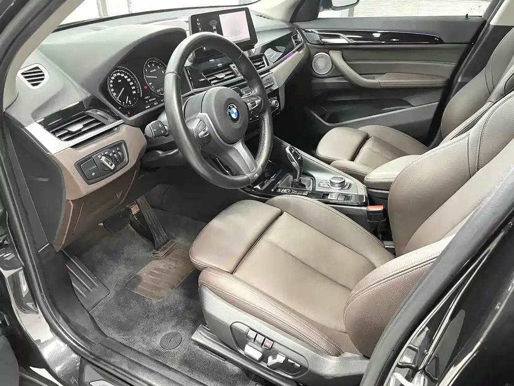 BMW X1 2022 sDrive20Li Premium
