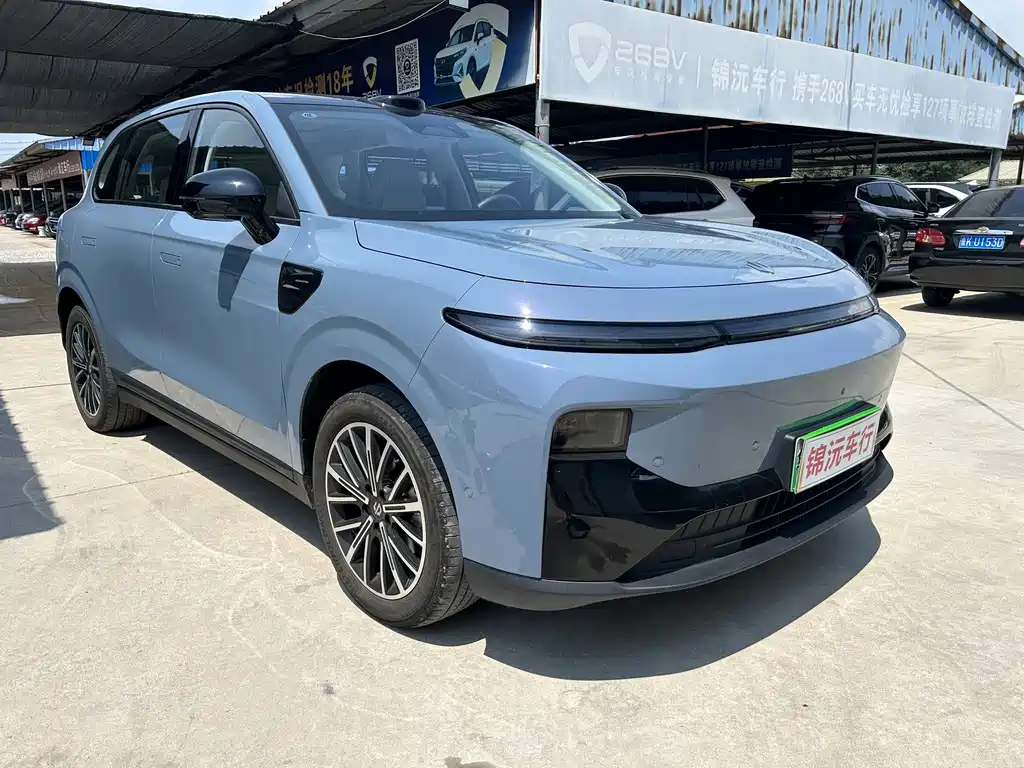 Leapmotor Leapmotor B10 — миниатюра 3