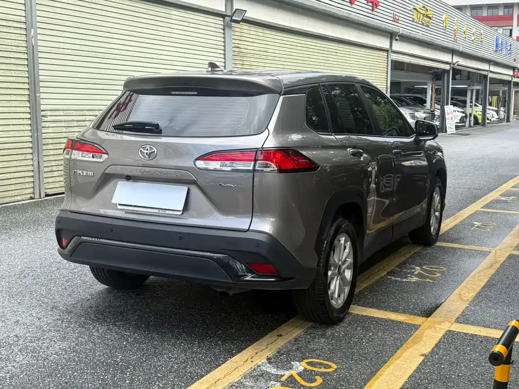 Toyota Frontlander — миниатюра 5
