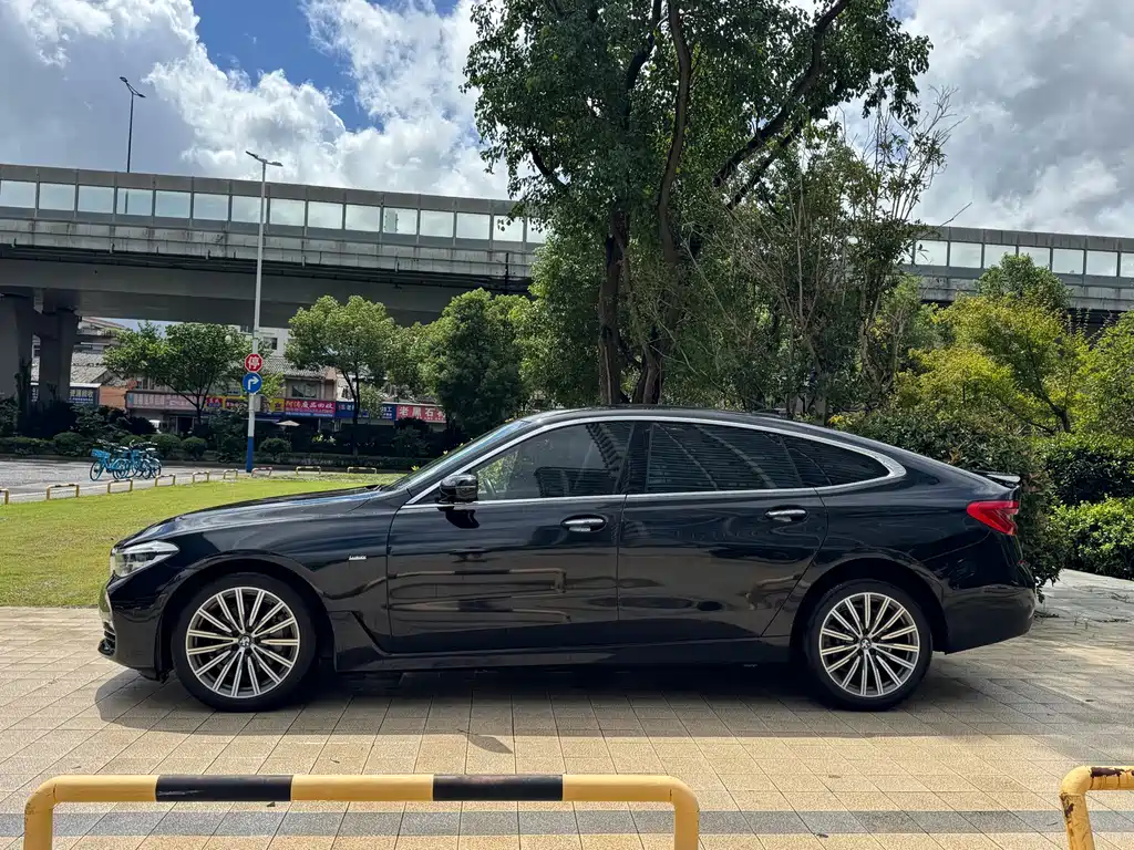 BMW 6 Series GT — миниатюра 3