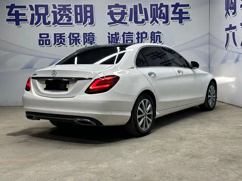 Mercedes-Benz C-Class — миниатюра 5