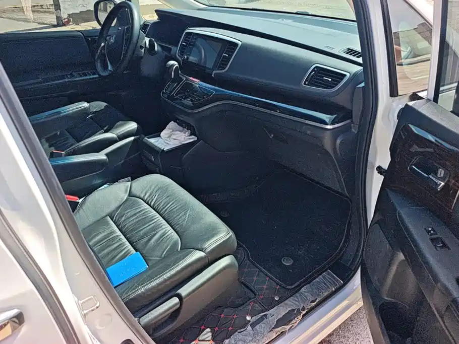 Honda Odyssey — миниатюра 8