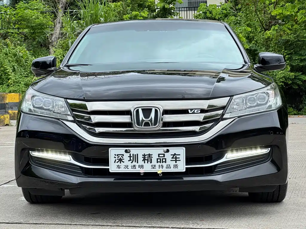 Honda Accord 2015 3.0L VTI Luxury