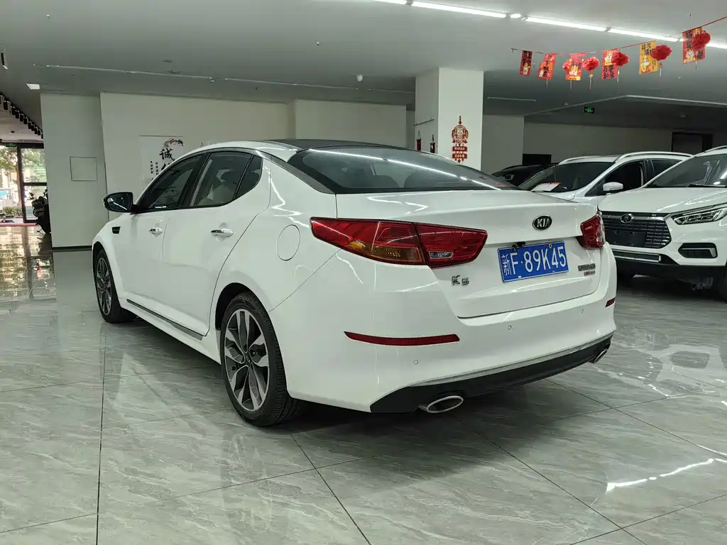 Kia K5 — миниатюра 6