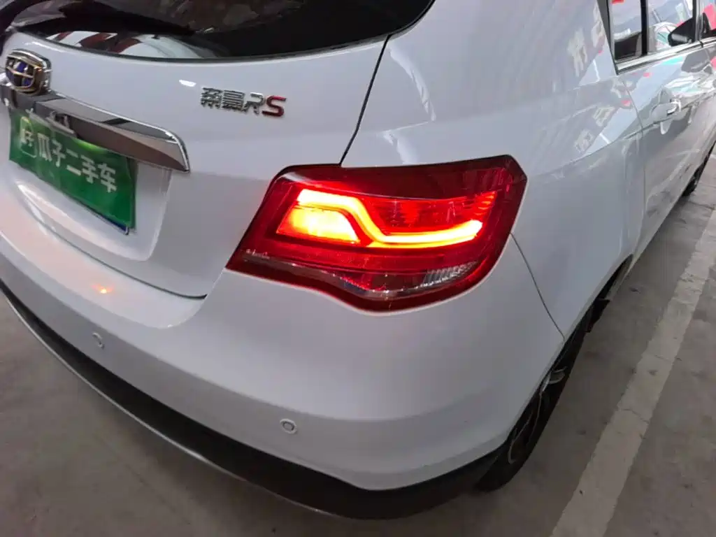 Geely Emgrand — миниатюра 8