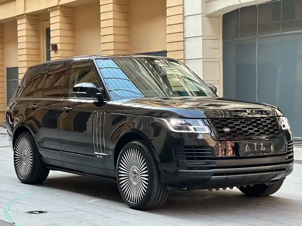 Land Rover Range Rover — миниатюра 3