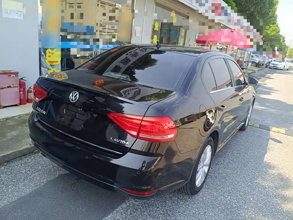 Volkswagen Lavida — миниатюра 7