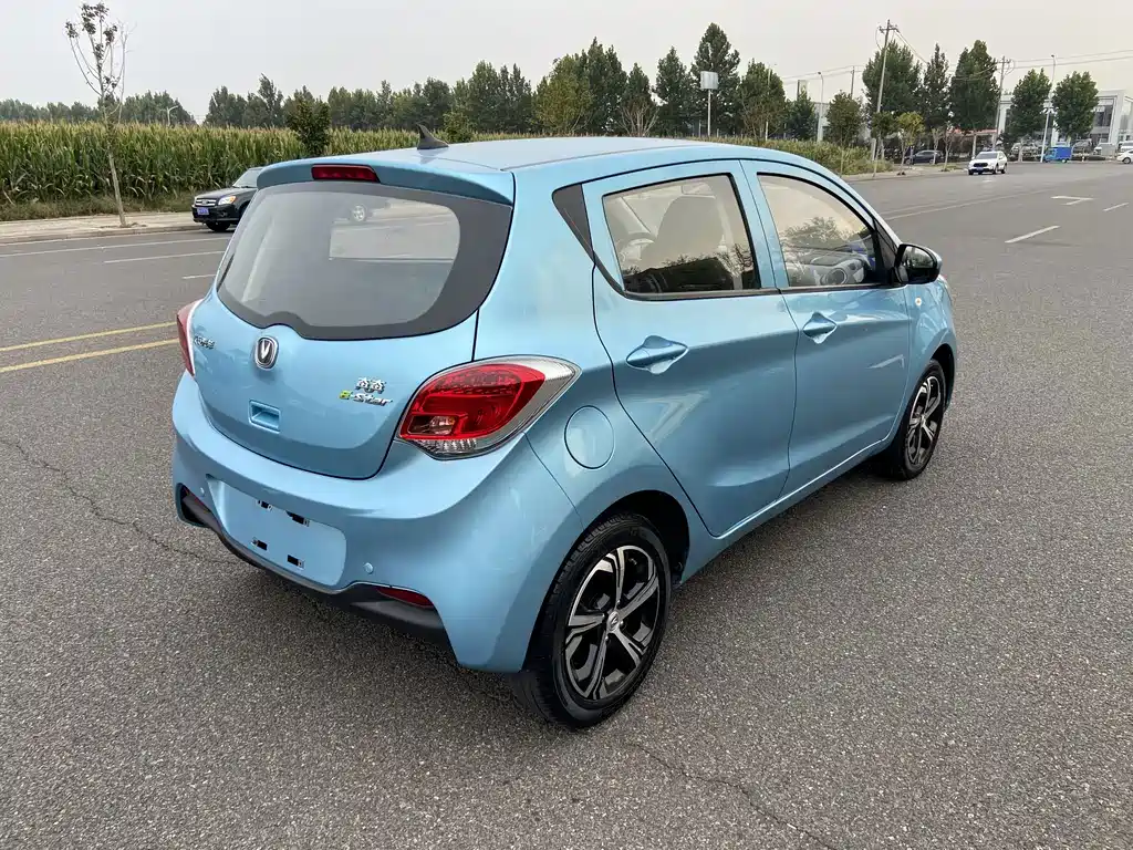 Changan Benben E-Star — миниатюра 4