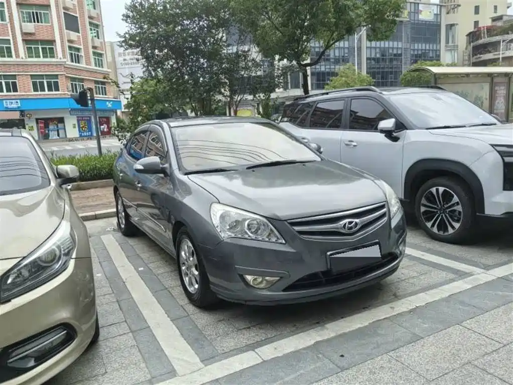 Hyundai Elantra 2010 1.6L AT GLS