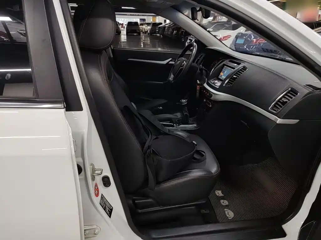 Geely Vision — миниатюра 25