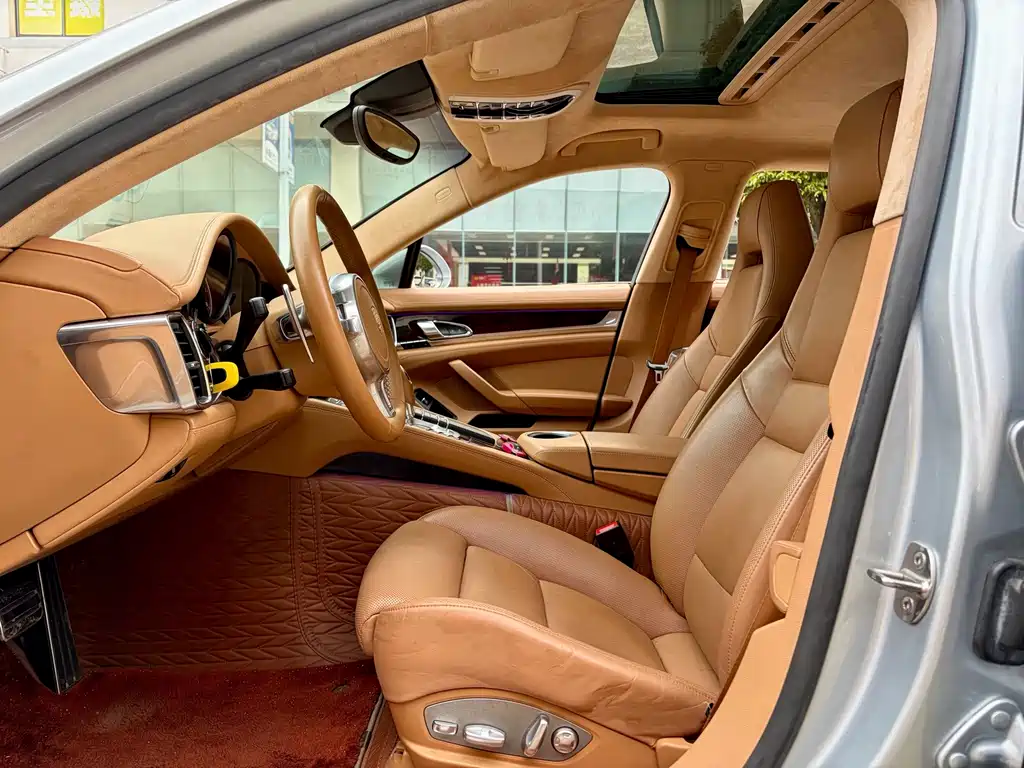 Porsche Panamera — миниатюра 4