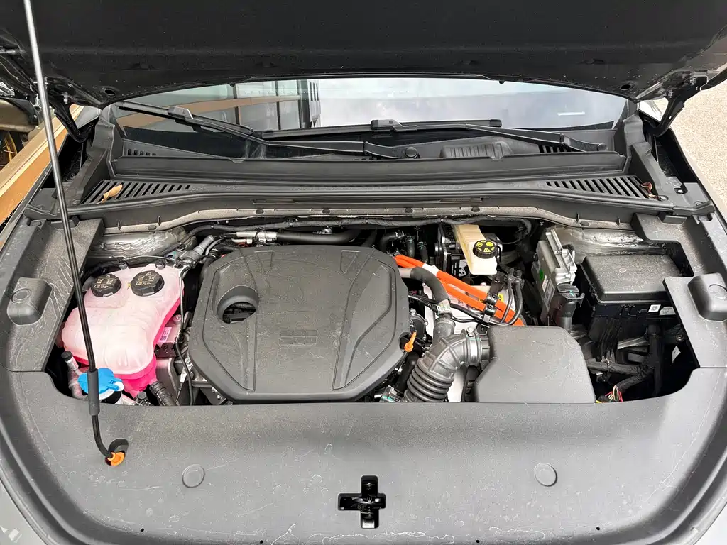 Geely 博越REV — миниатюра 15