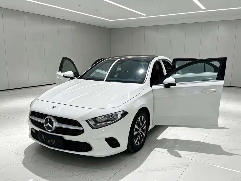 Mercedes-Benz A-Class — миниатюра 2