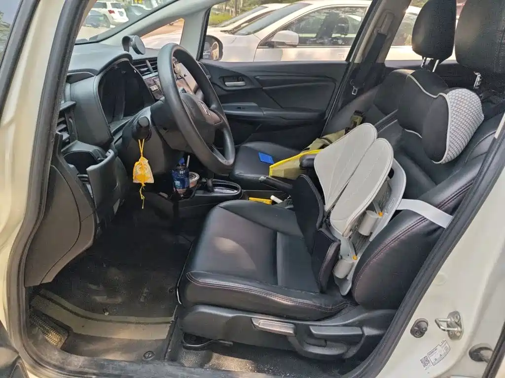 Honda Fit — миниатюра 11