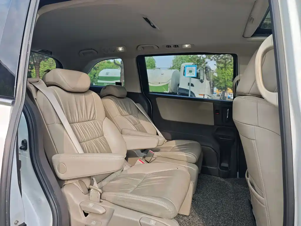 Honda Odyssey — миниатюра 5